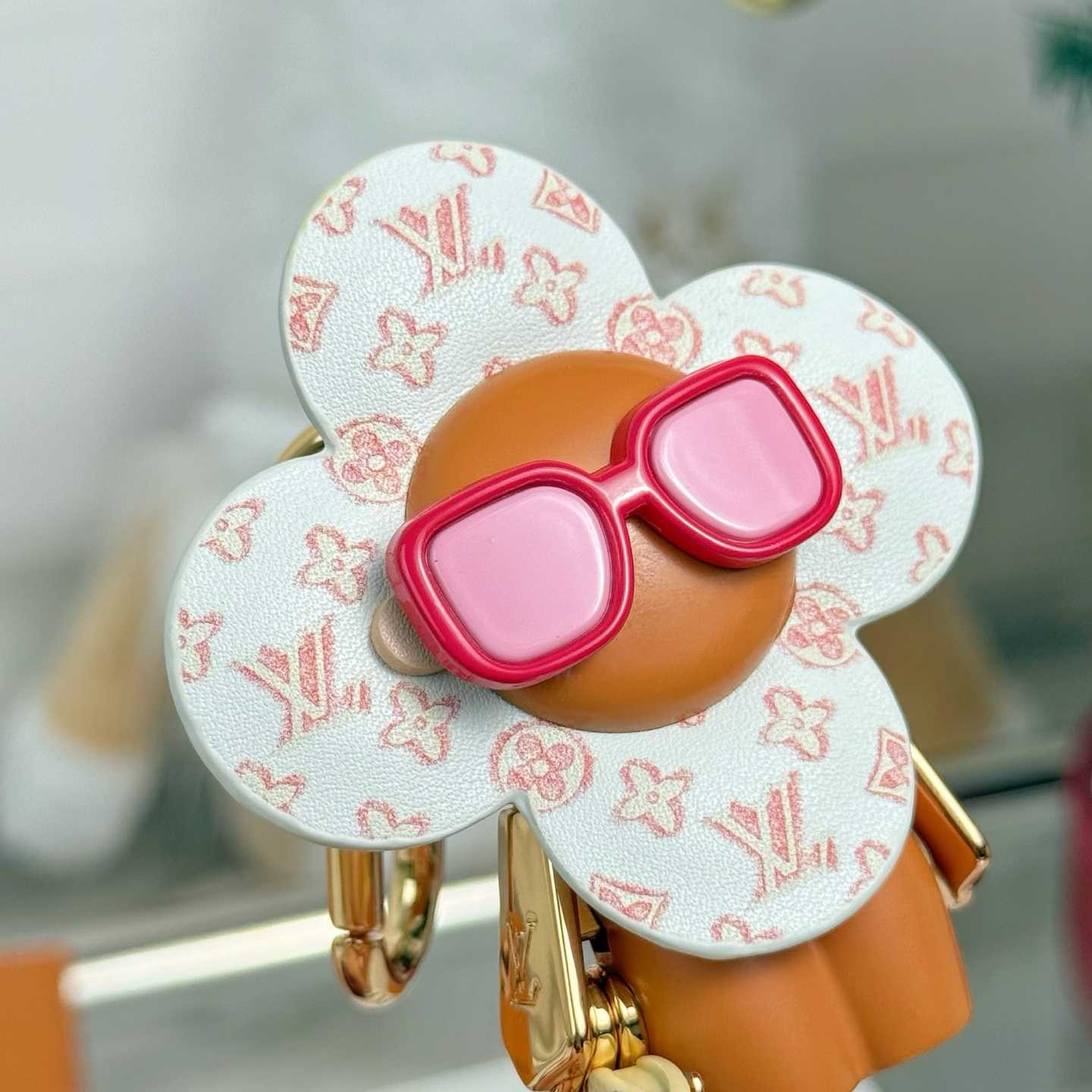 Louis Vuitton Summer Vivienne Bag Charm   M02591 - DesignerGu