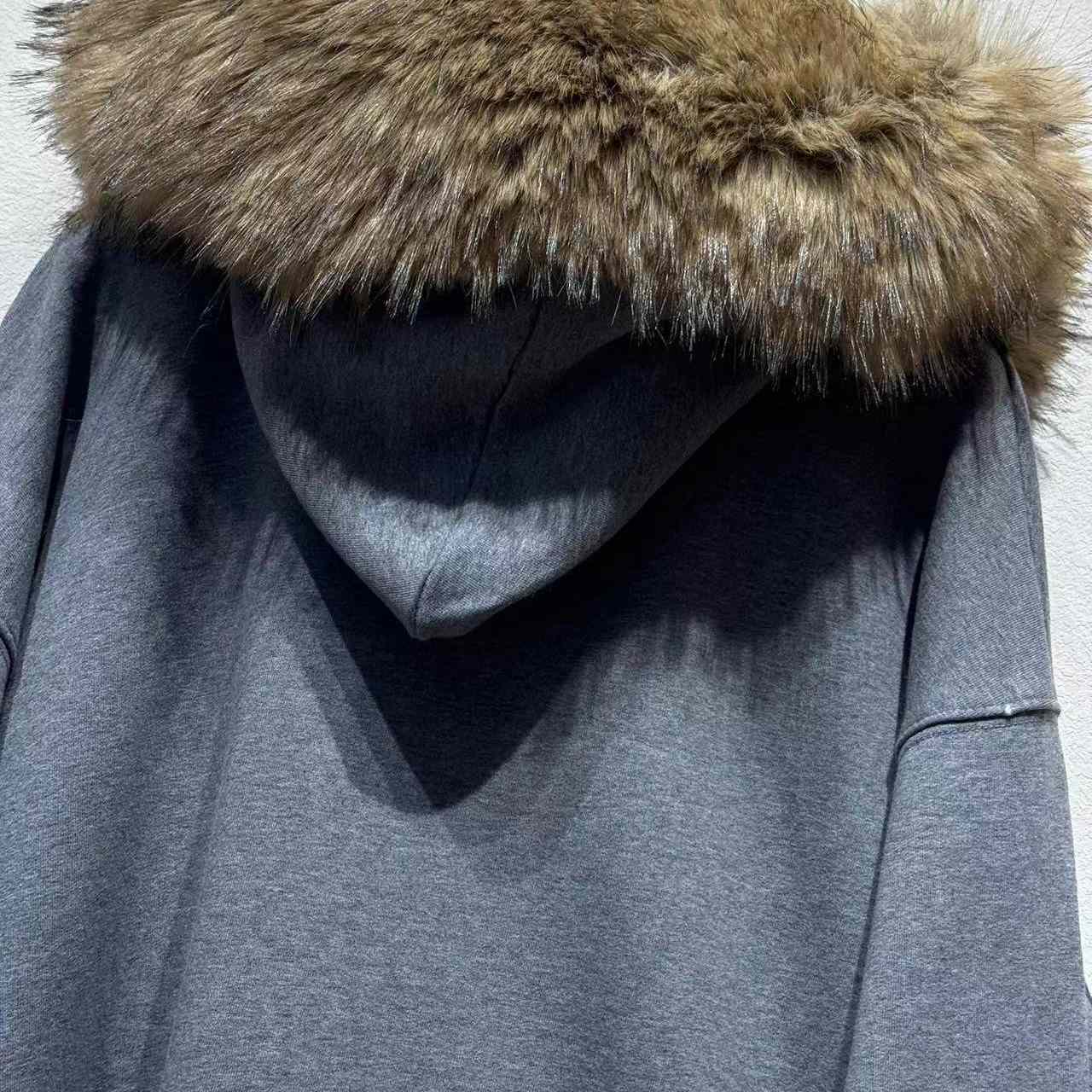 Balenciaga Luxury Script Oversized Zip-Up Hoodie In Dark Heather Grey - DesignerGu