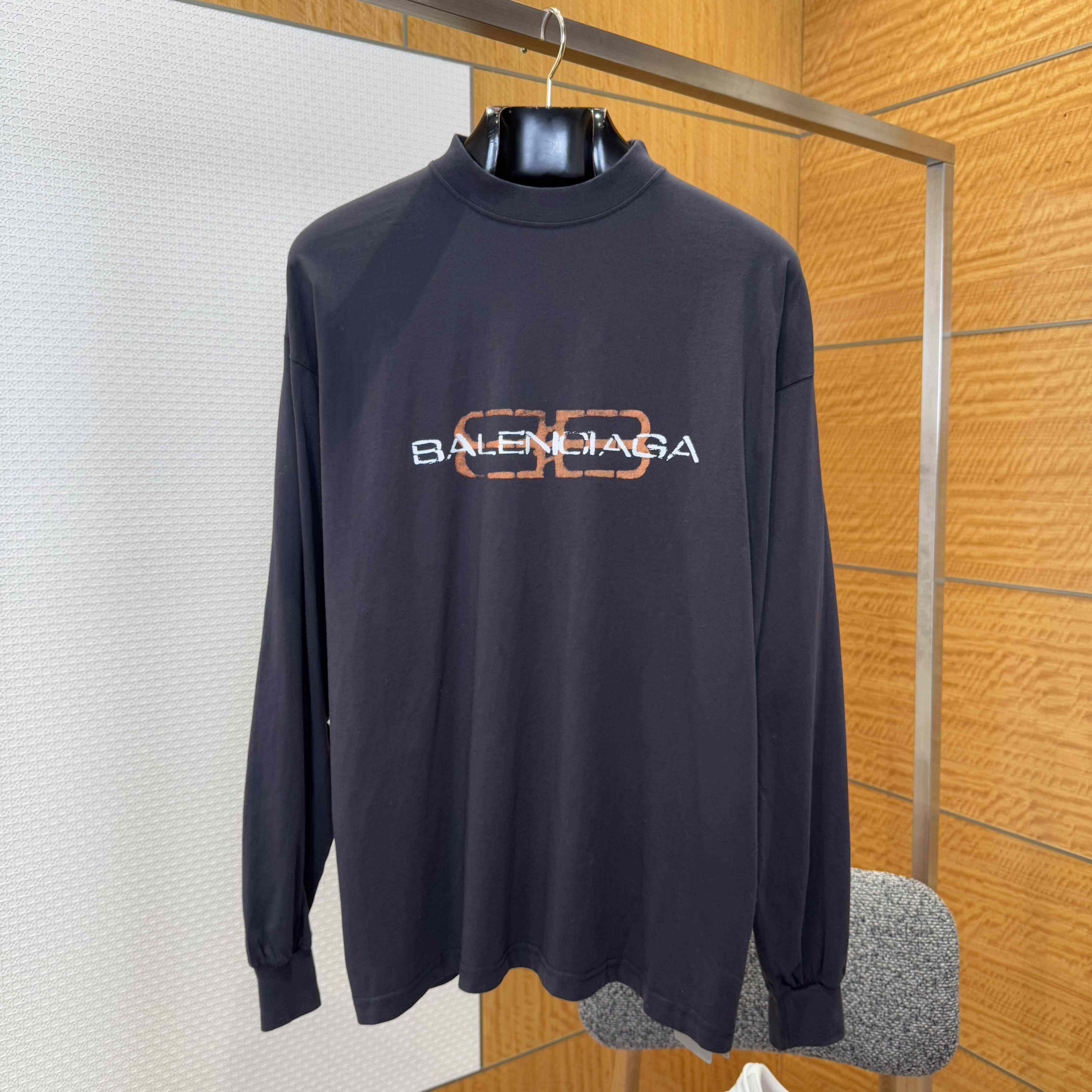 Balenciaga BB Icon Stencil Long Sleeve T-Shirt Large Fit in Black Faded  - DesignerGu