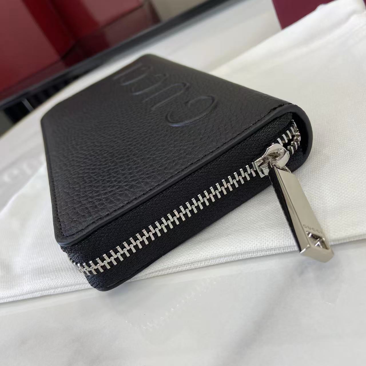 Gucci Zip Around Wallet With Logo - DesignerGu
