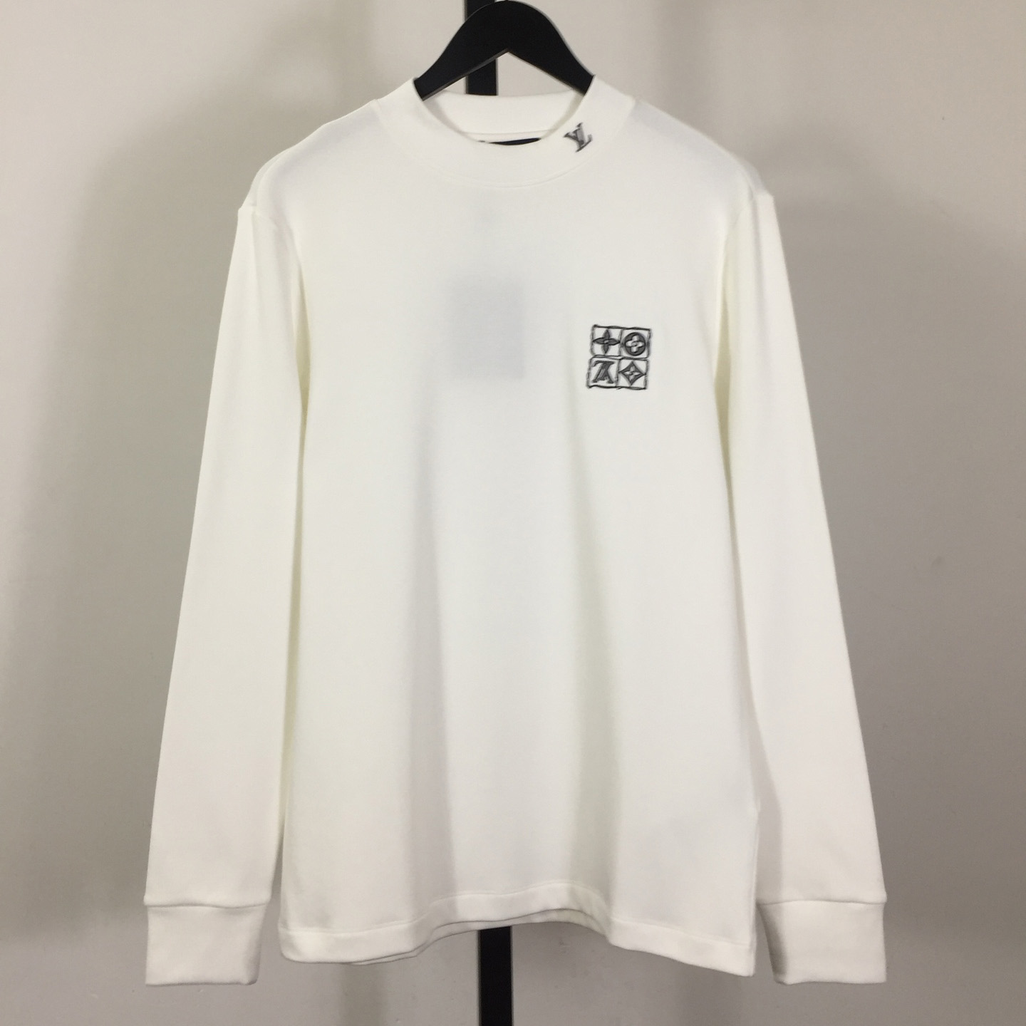 Louis Vuitton Embossed LV Long-Sleeved T-Shirt - DesignerGu
