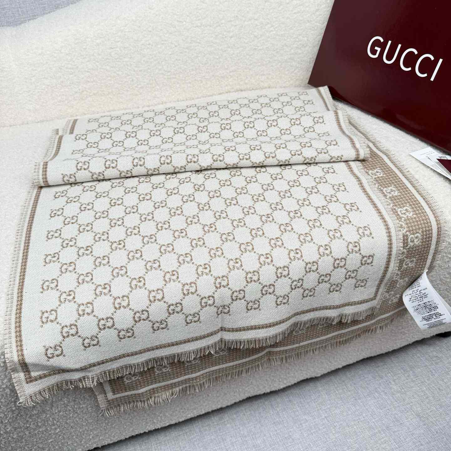 Gucci GG Wool Scarf - DesignerGu