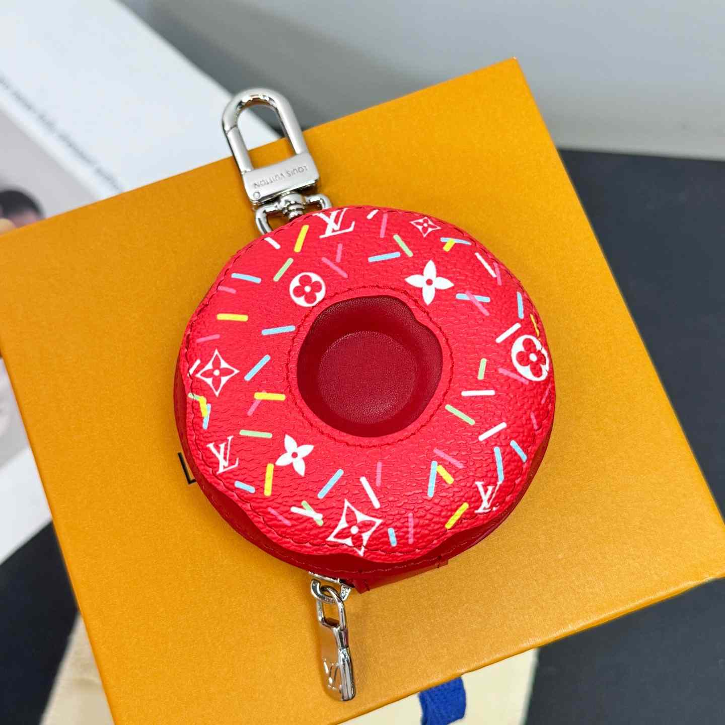 Louis Vuitton LV Donut Bag Charm    - DesignerGu