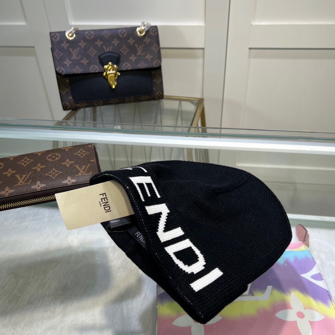 Fendi Beanie - DesignerGu