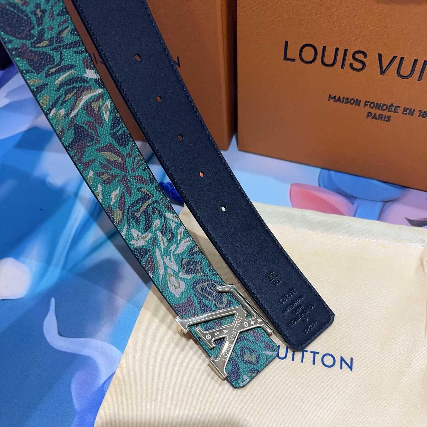 Louis Vuitton 40mm Reversible Belt  - DesignerGu