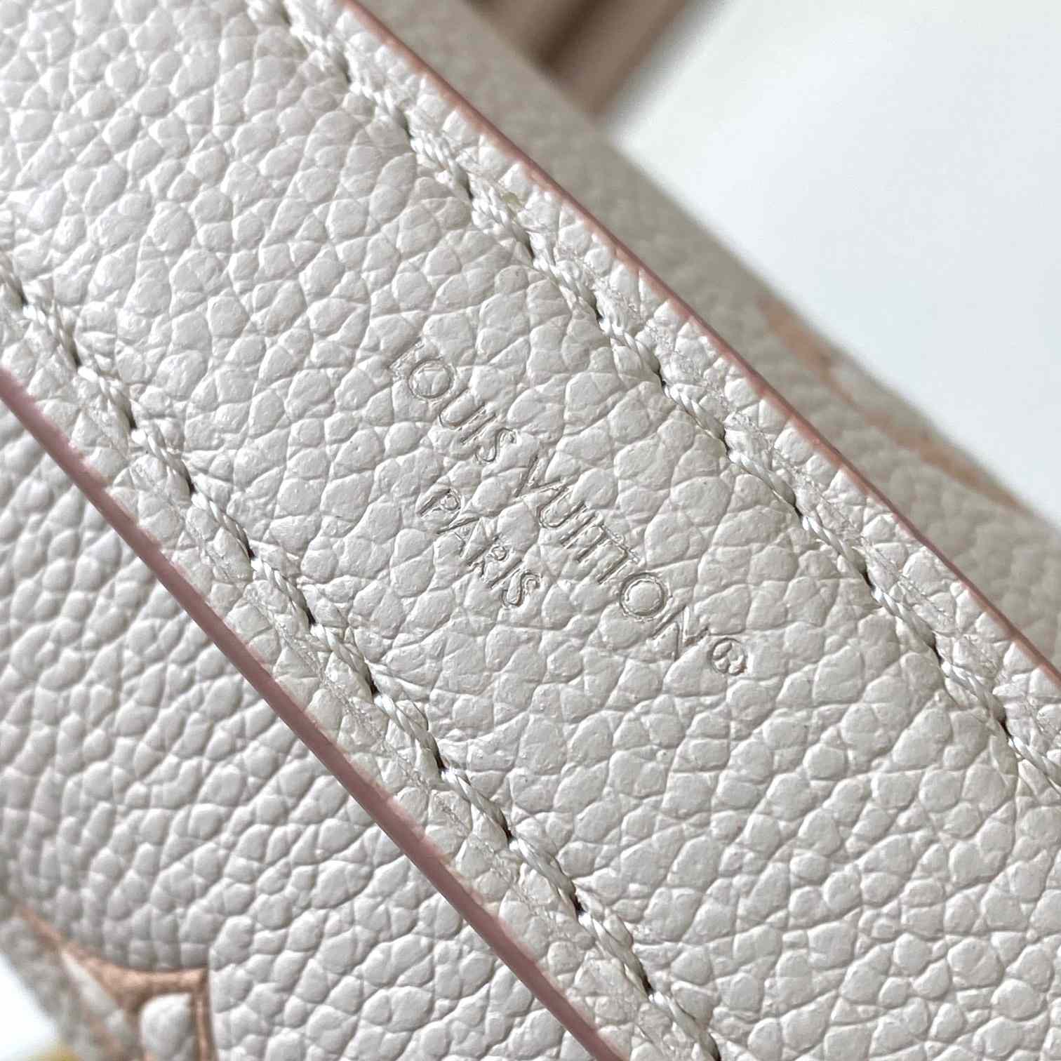 Louis Vuitton Pochette Métis   M14977 - DesignerGu