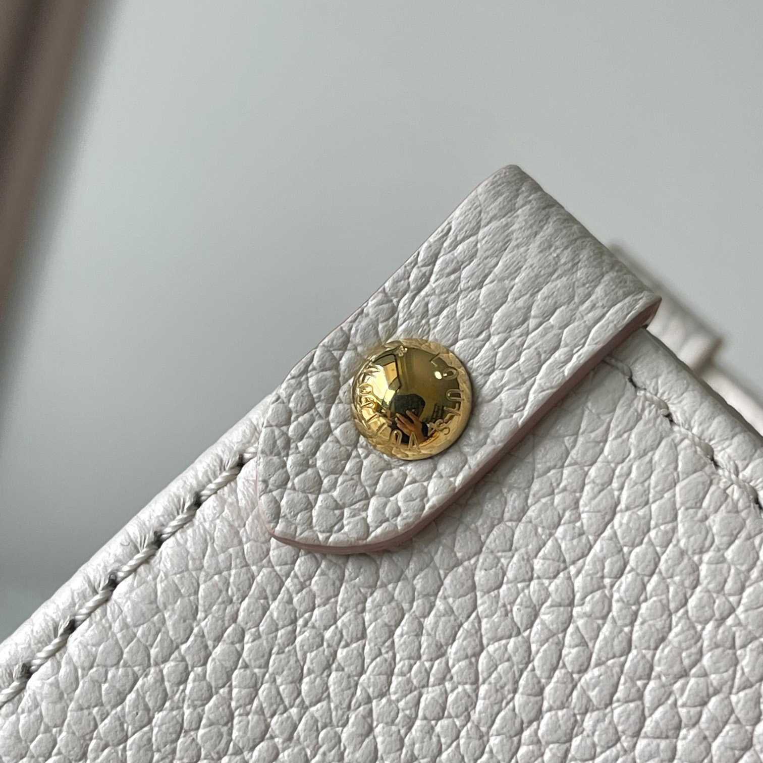 Louis Vuitton OnTheGo PM   M14403 - DesignerGu