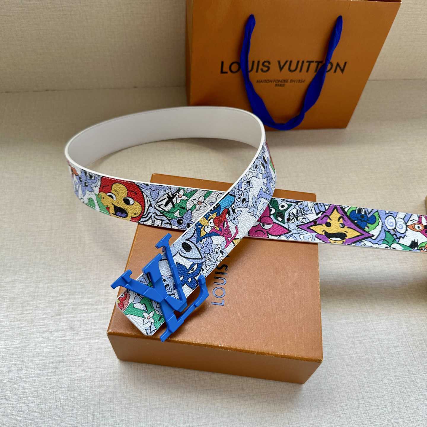 Louis Vuitton LV Initiales 40mm Reversible Belt   - DesignerGu