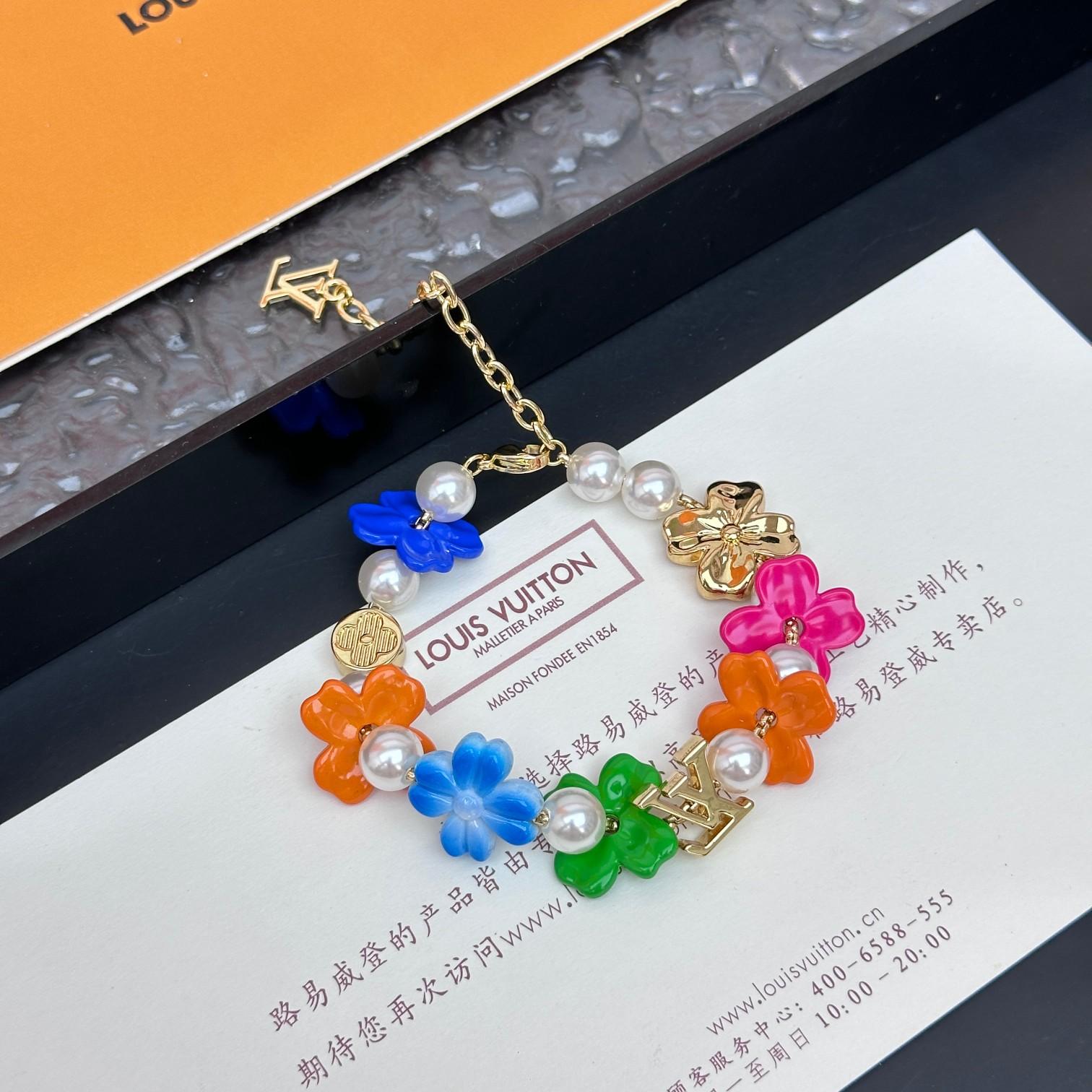 Louis Vuitton LV Surfin' Flower Bracelet   M1603A - DesignerGu