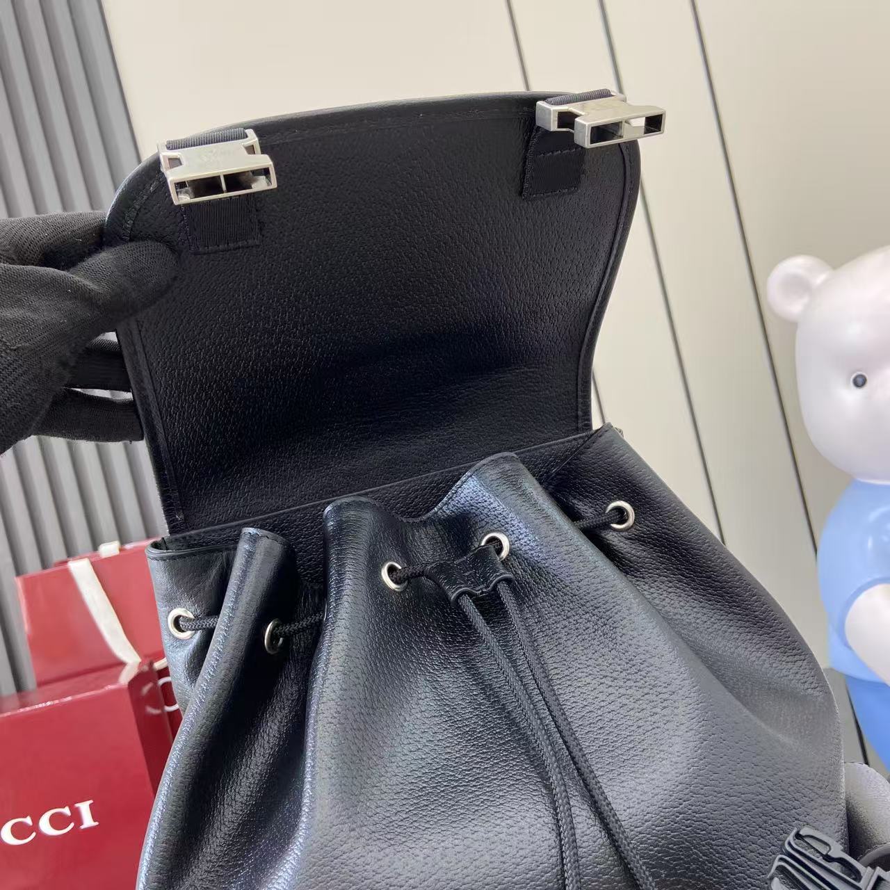Gucci Ophidia Large Backpack - DesignerGu