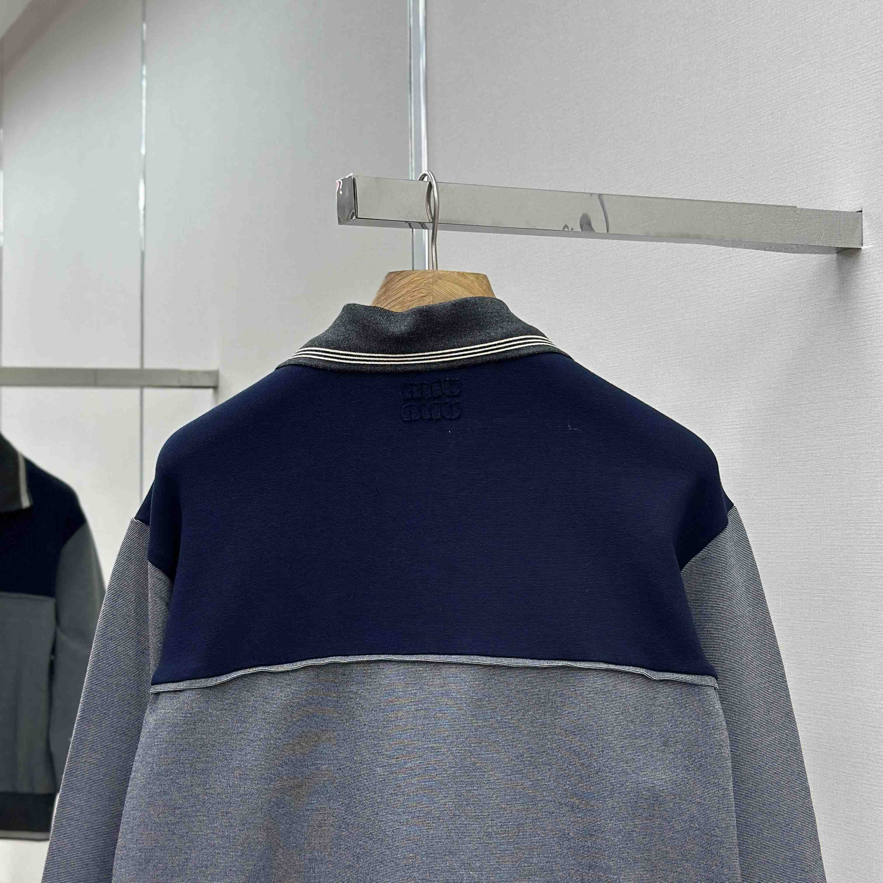 Miu Miu Zipper Sweatshirt - DesignerGu