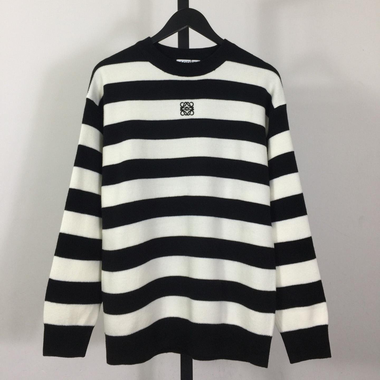 Loewe Sweater In Wool - DesignerGu