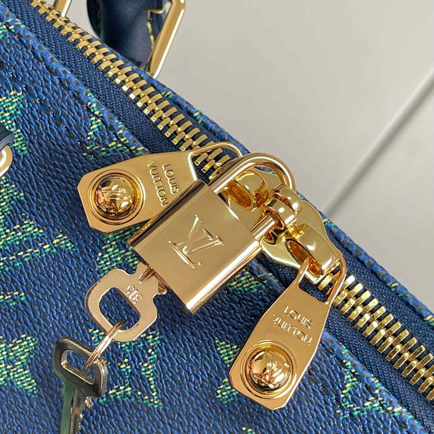 Louis Vuitton Keepall Bandoulière 50   M25900 - DesignerGu