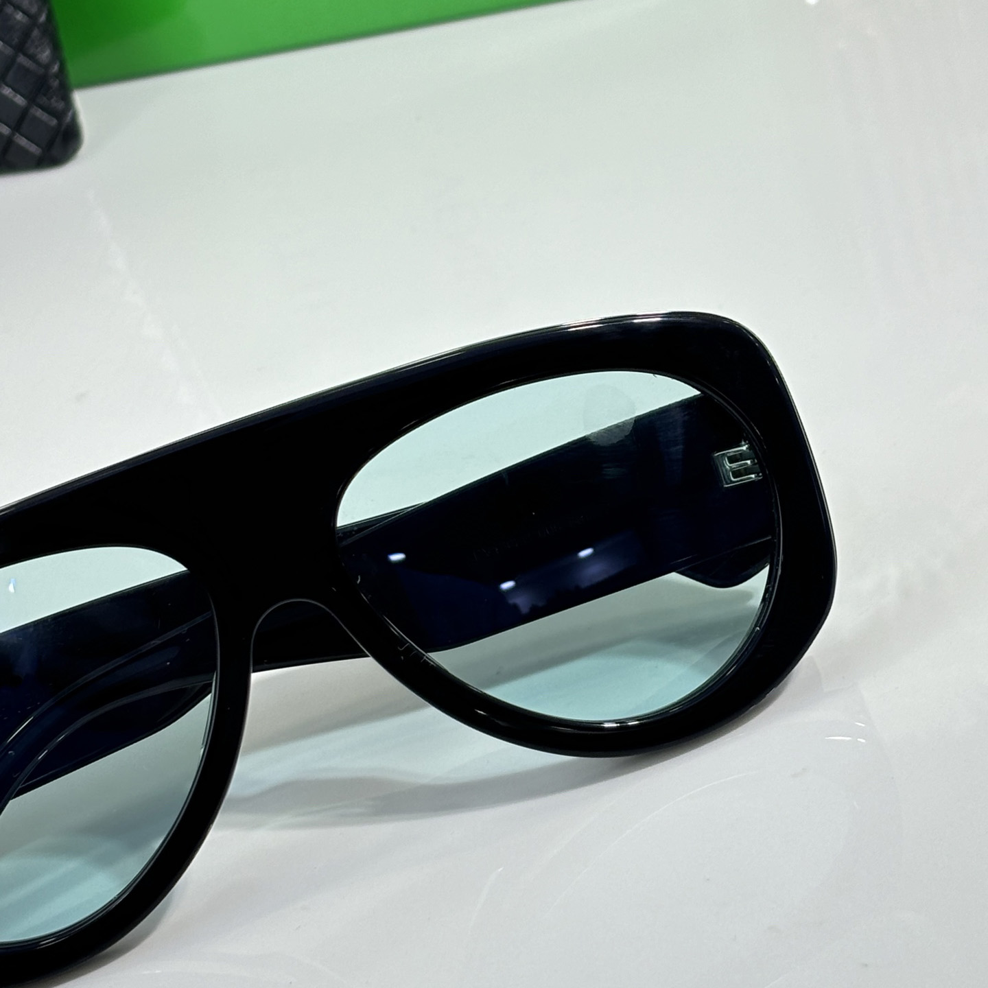 Bottega Veneta BV1362S Sunglasses   - DesignerGu