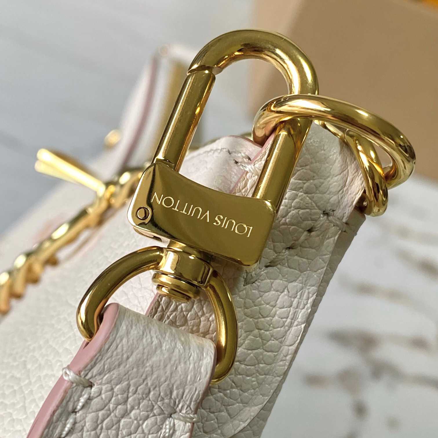 Louis Vuitton Boulogne   M14634 - DesignerGu