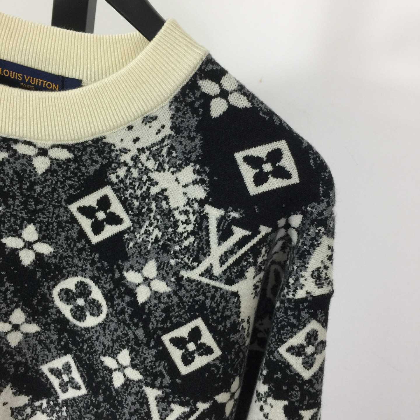 Louis Vuitton Monogram Wool Pullover - DesignerGu