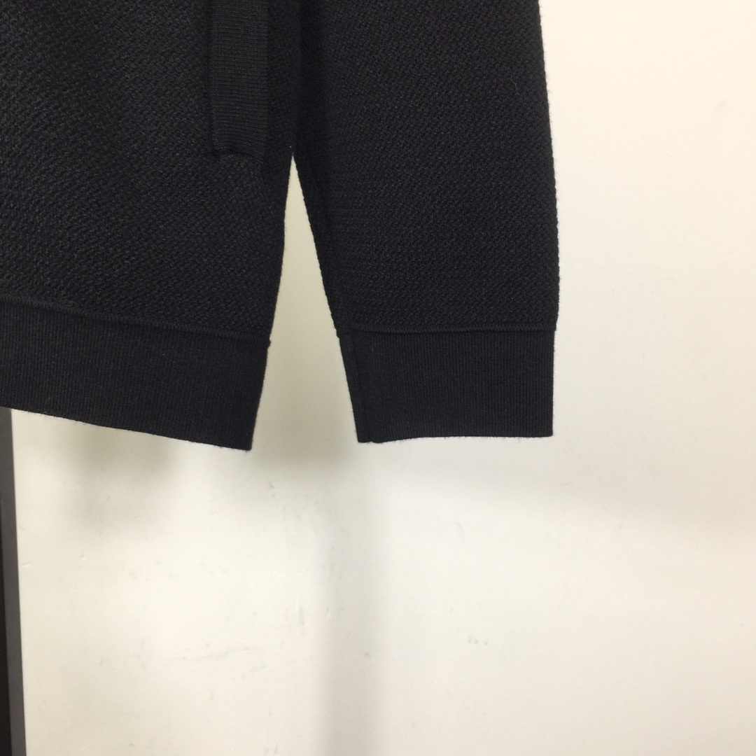 Thom Browne 4-Bar Cardigan - DesignerGu