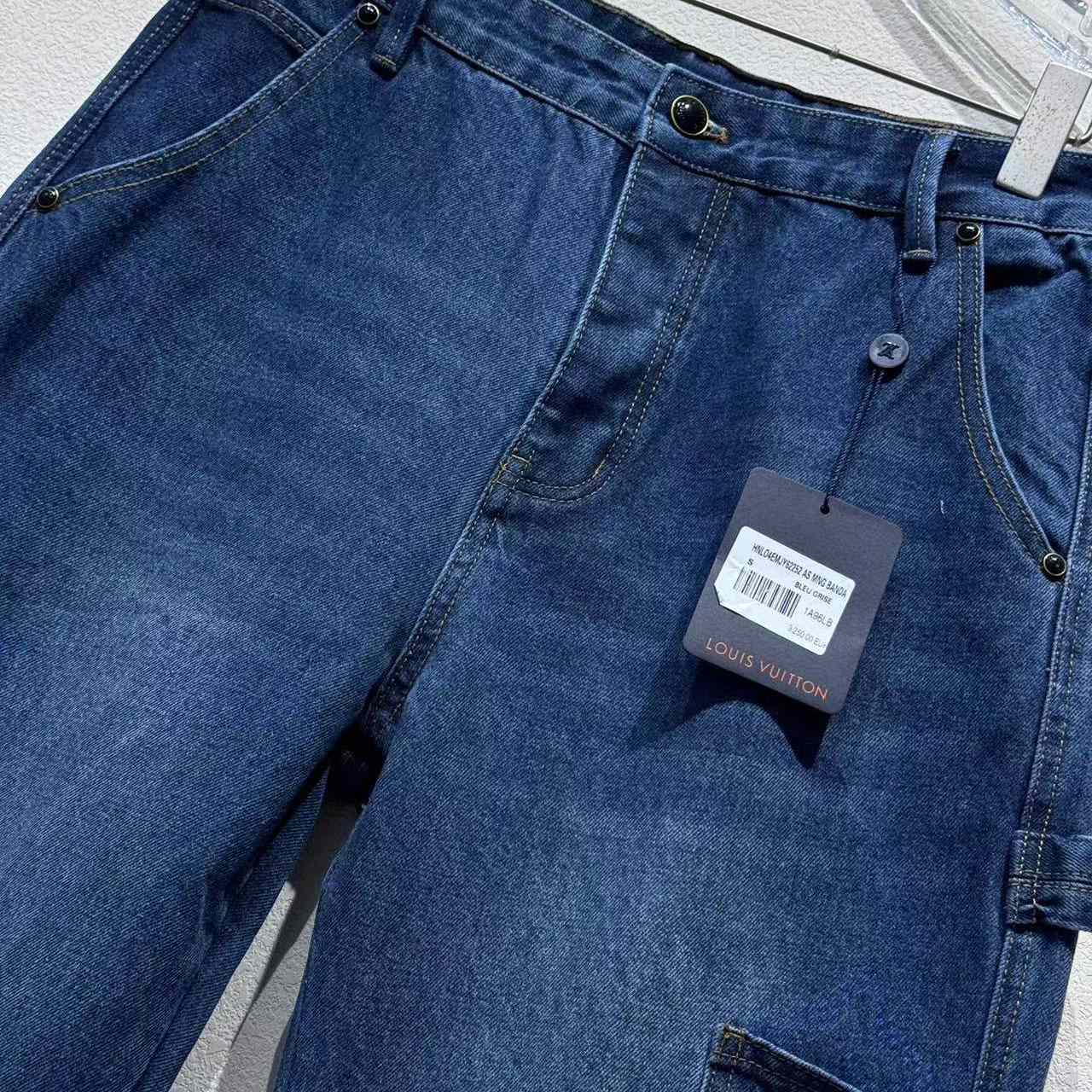 Louis Vuitton Monogram Denim Workwear Pants   1AIJUF - DesignerGu