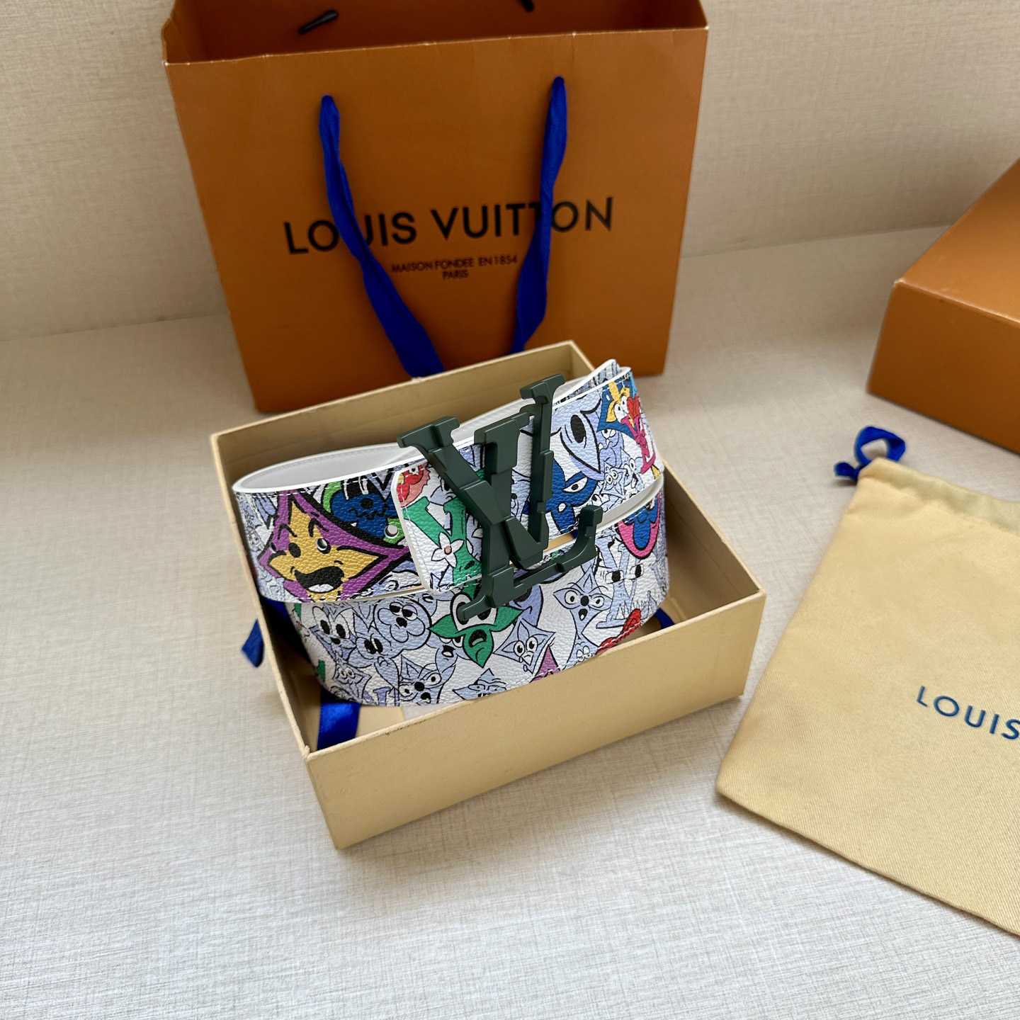 Louis Vuitton LV Initiales 40mm Reversible Belt   - DesignerGu