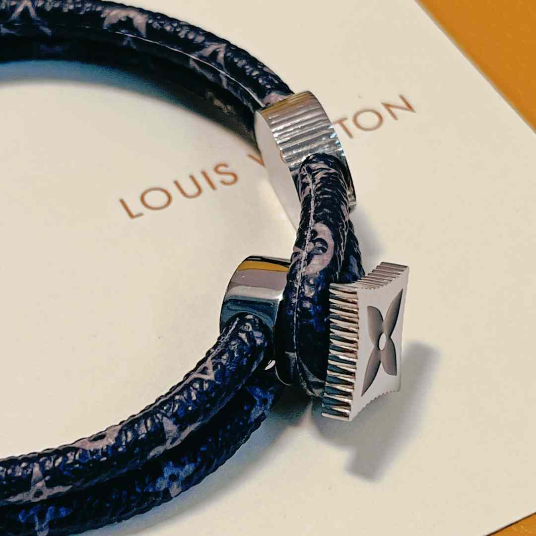 Louis Vuitton Catch It Bracelet   M8111 - DesignerGu