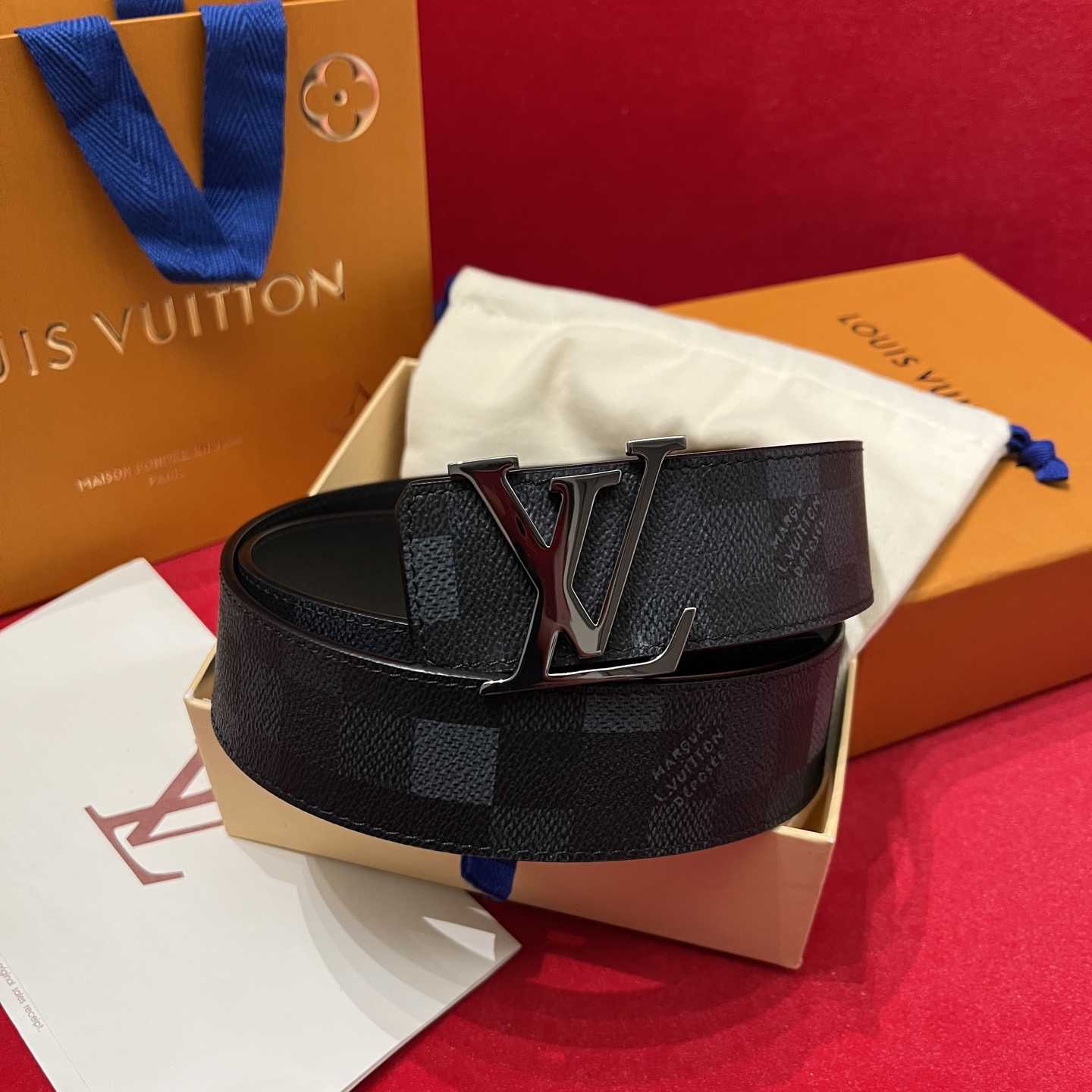 Louis Vuitton Reversible Belt - DesignerGu