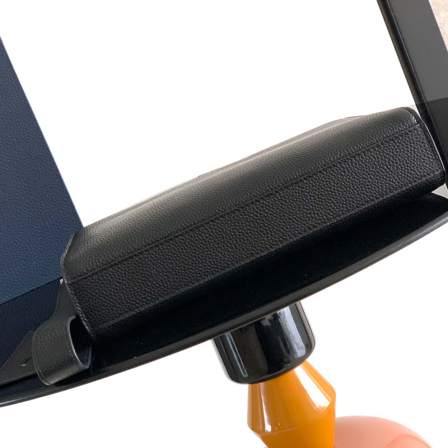 Dior CD Icon A5 Triangle Pouch  - DesignerGu