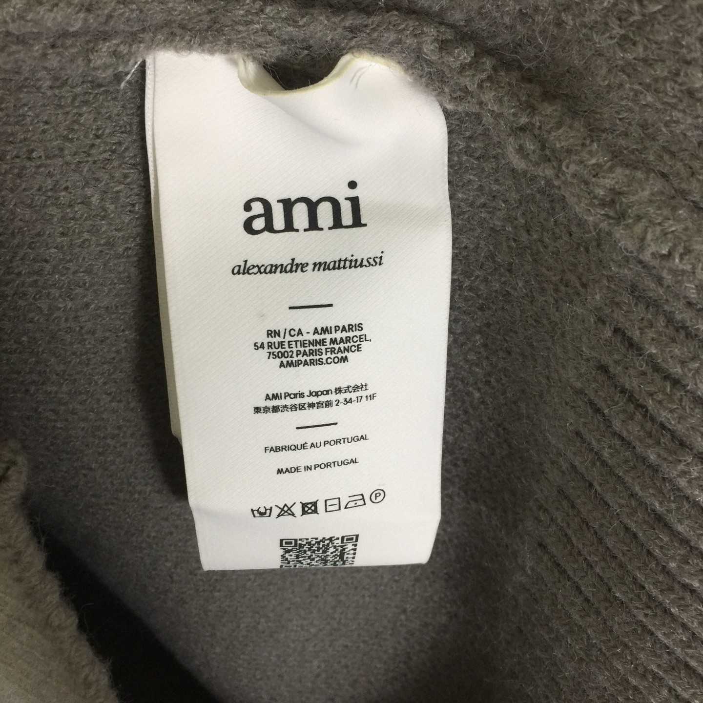 AMI Paris Ami De Coeur Sweater - DesignerGu