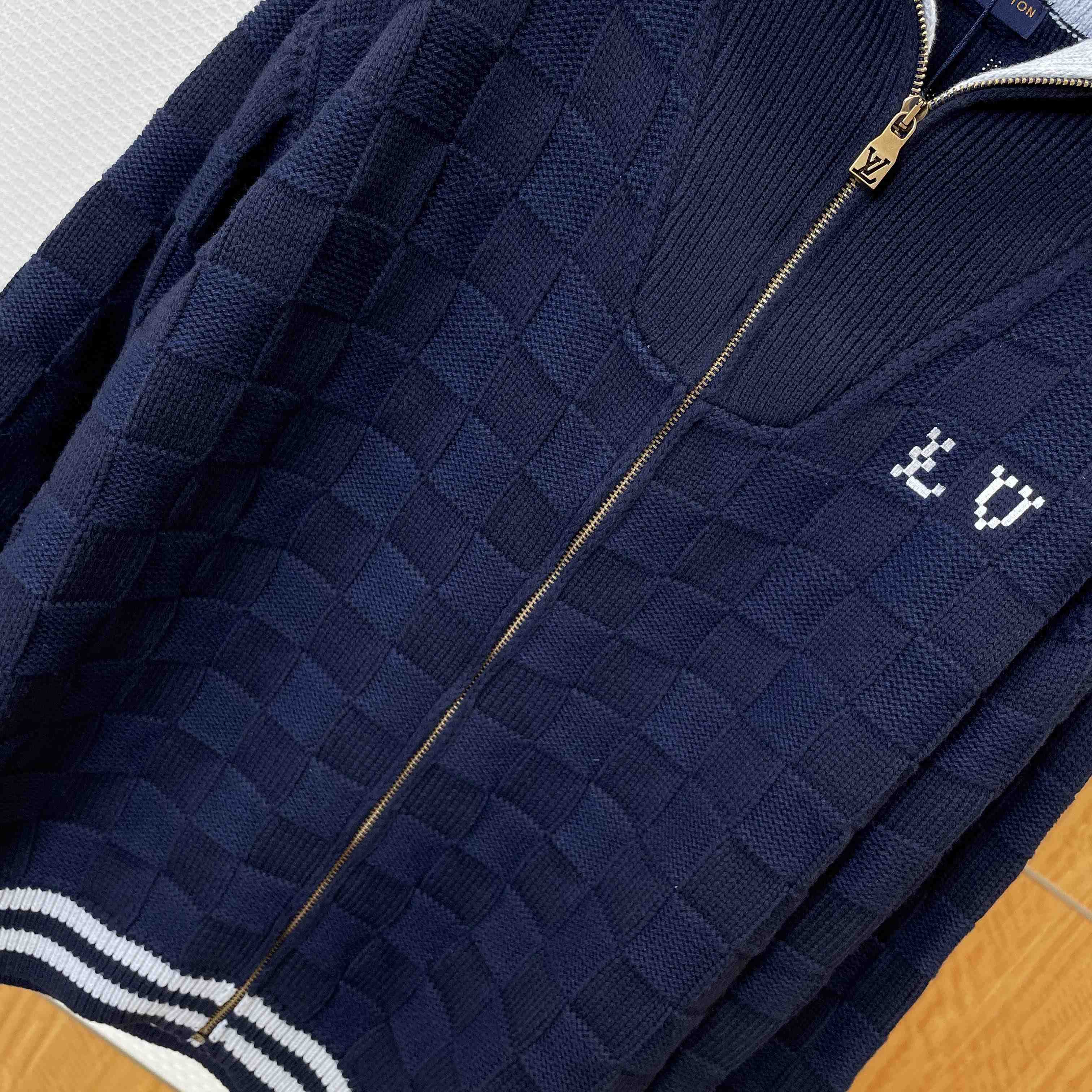 Louis Vuitton Damier Knit Blouson   1AJBVN - DesignerGu
