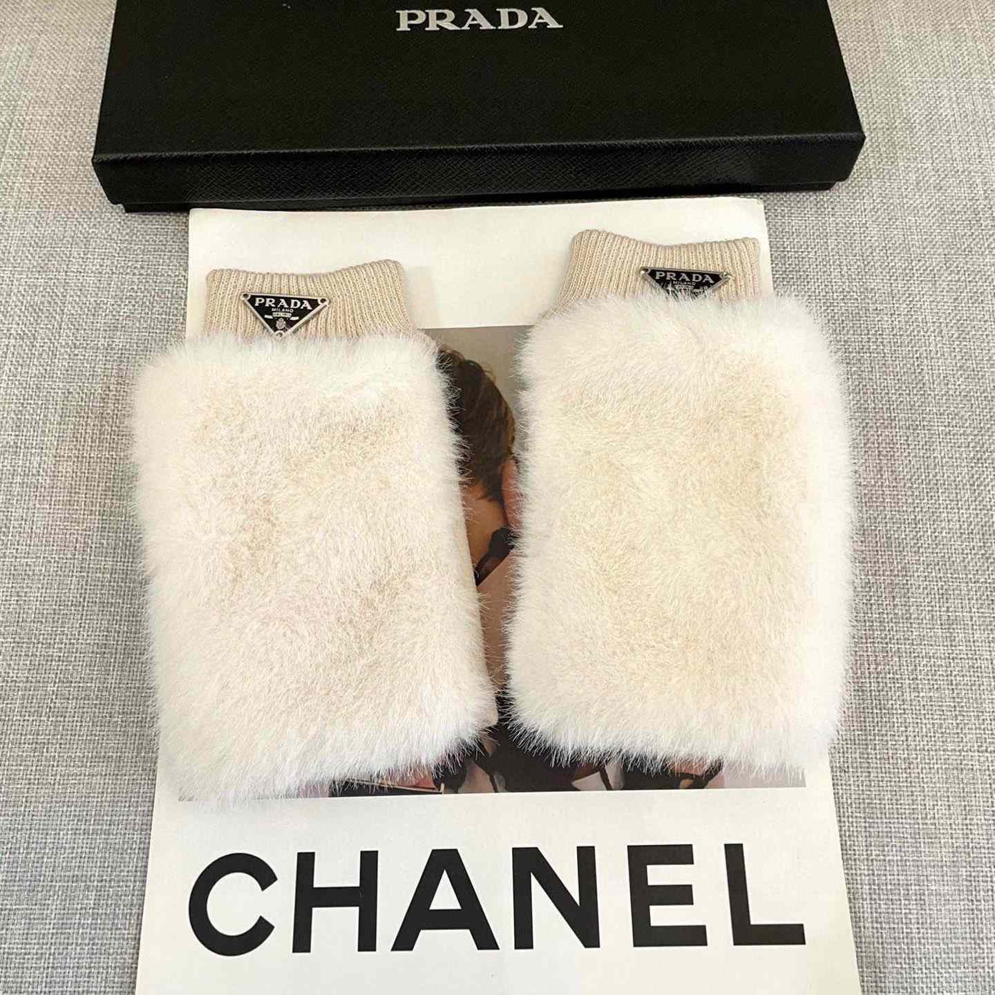 Prada Women's Gloves  - DesignerGu