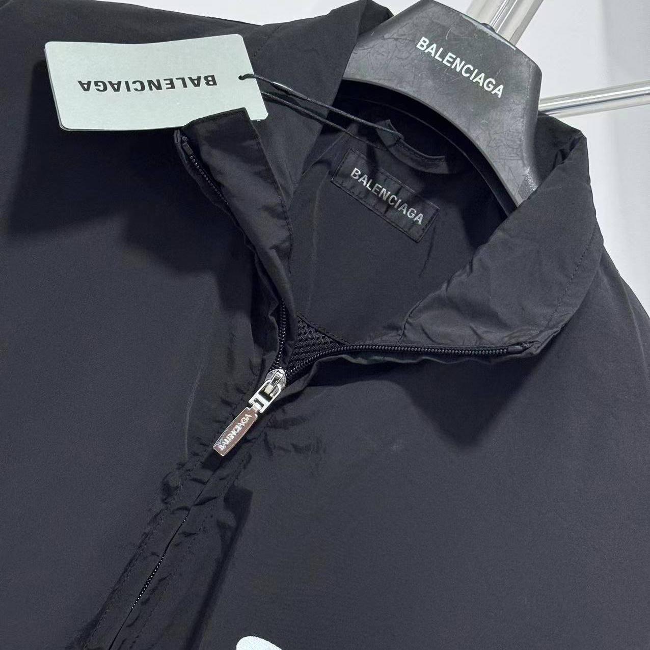 Balenciaga Tracksuit Jacket Medium Fit In Black  - DesignerGu