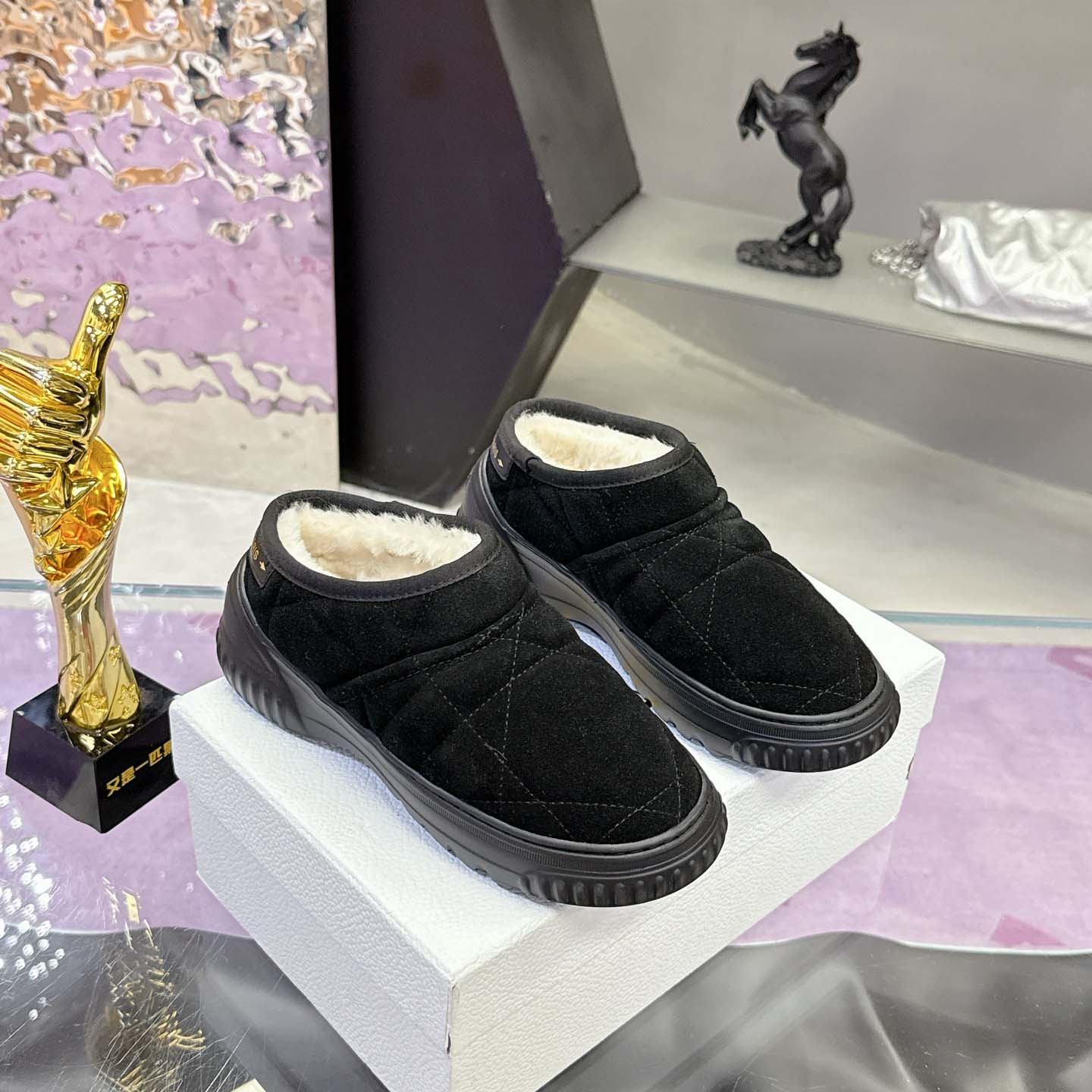 Dior Frost Low Ankle Boot - DesignerGu