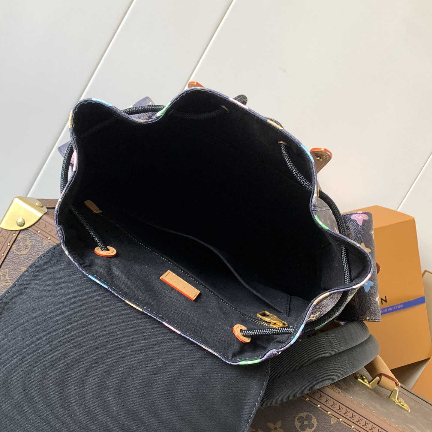  Louis Vuitton x Takashi Murakami Christopher Backpack   M25240 - DesignerGu