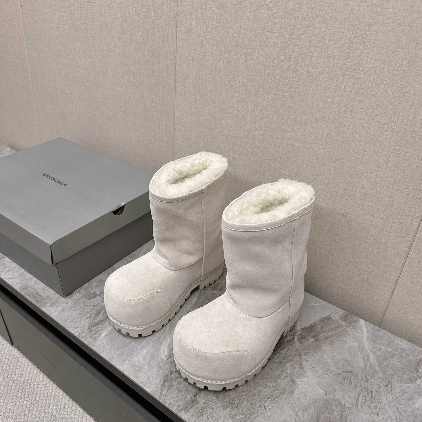 Balenciaga Alaska Fur High Boots - DesignerGu