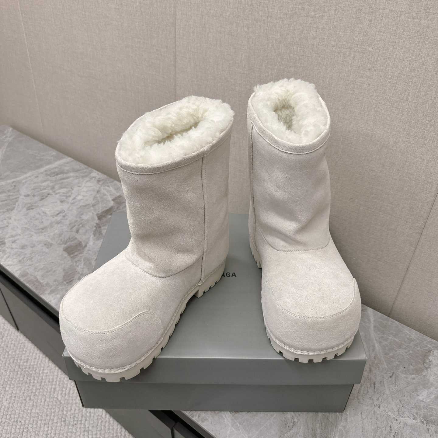 Balenciaga Alaska Fur High Boots - DesignerGu