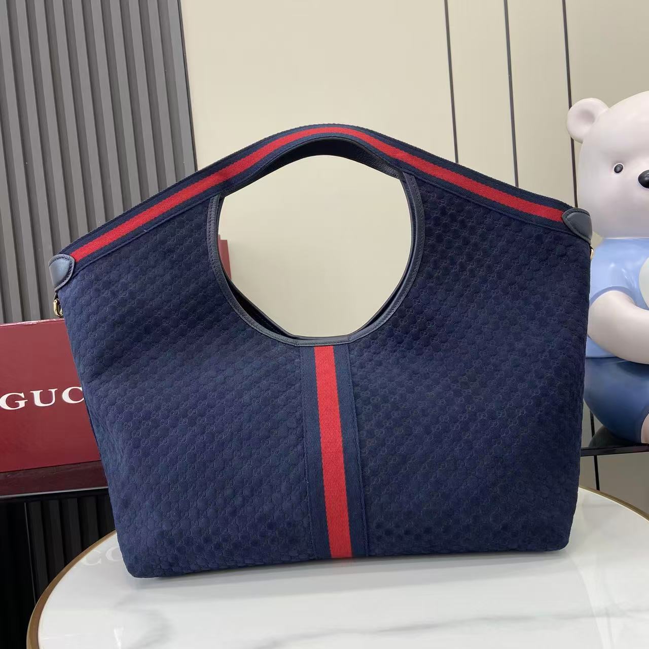 Gucci Giglio Large Tote Bag - DesignerGu