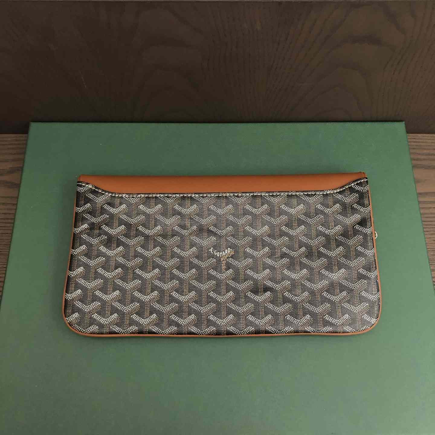 Goyard Sainte-Marie MM Clutch - DesignerGu