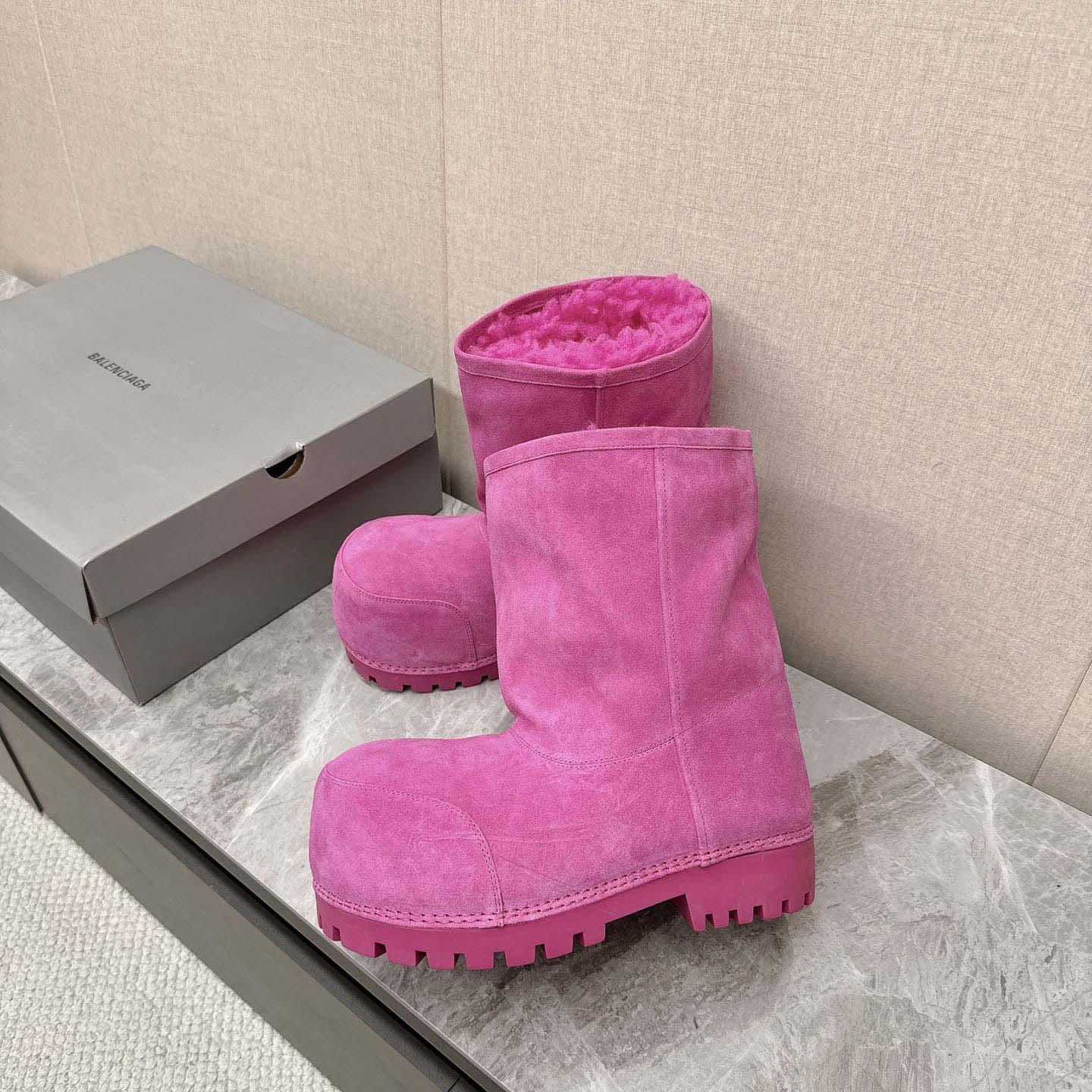 Balenciaga Alaska Fur High Boots - DesignerGu