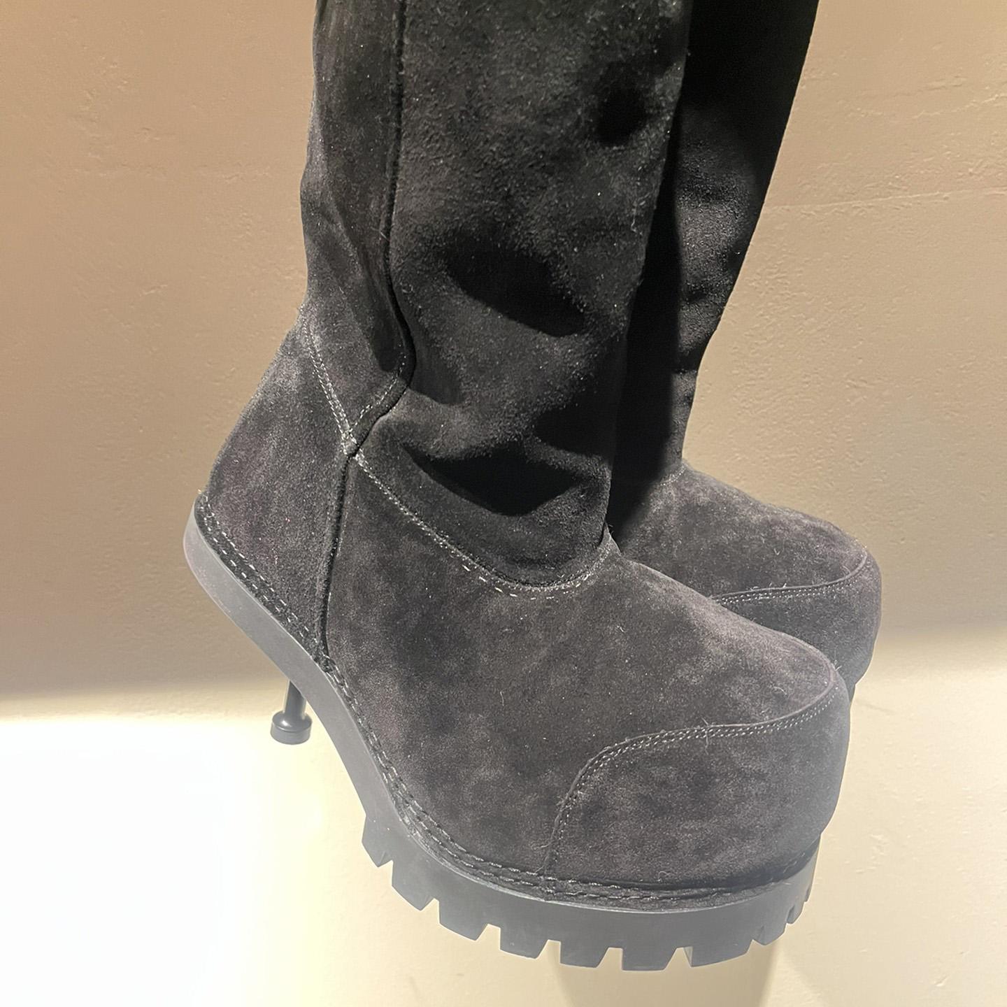 Balenciaga Alaska Fur High Boots - DesignerGu