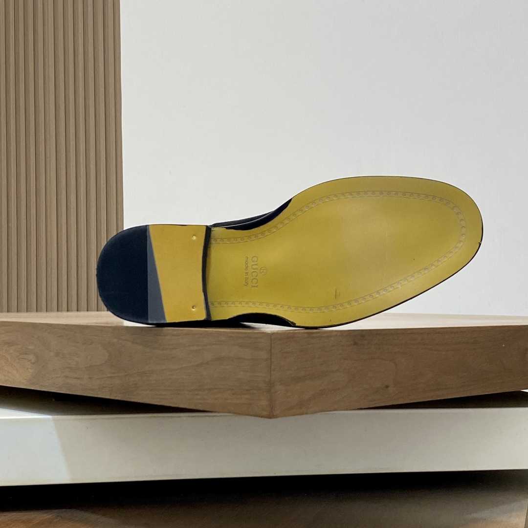 Gucci Men's Suede Lace-Up Boots - DesignerGu