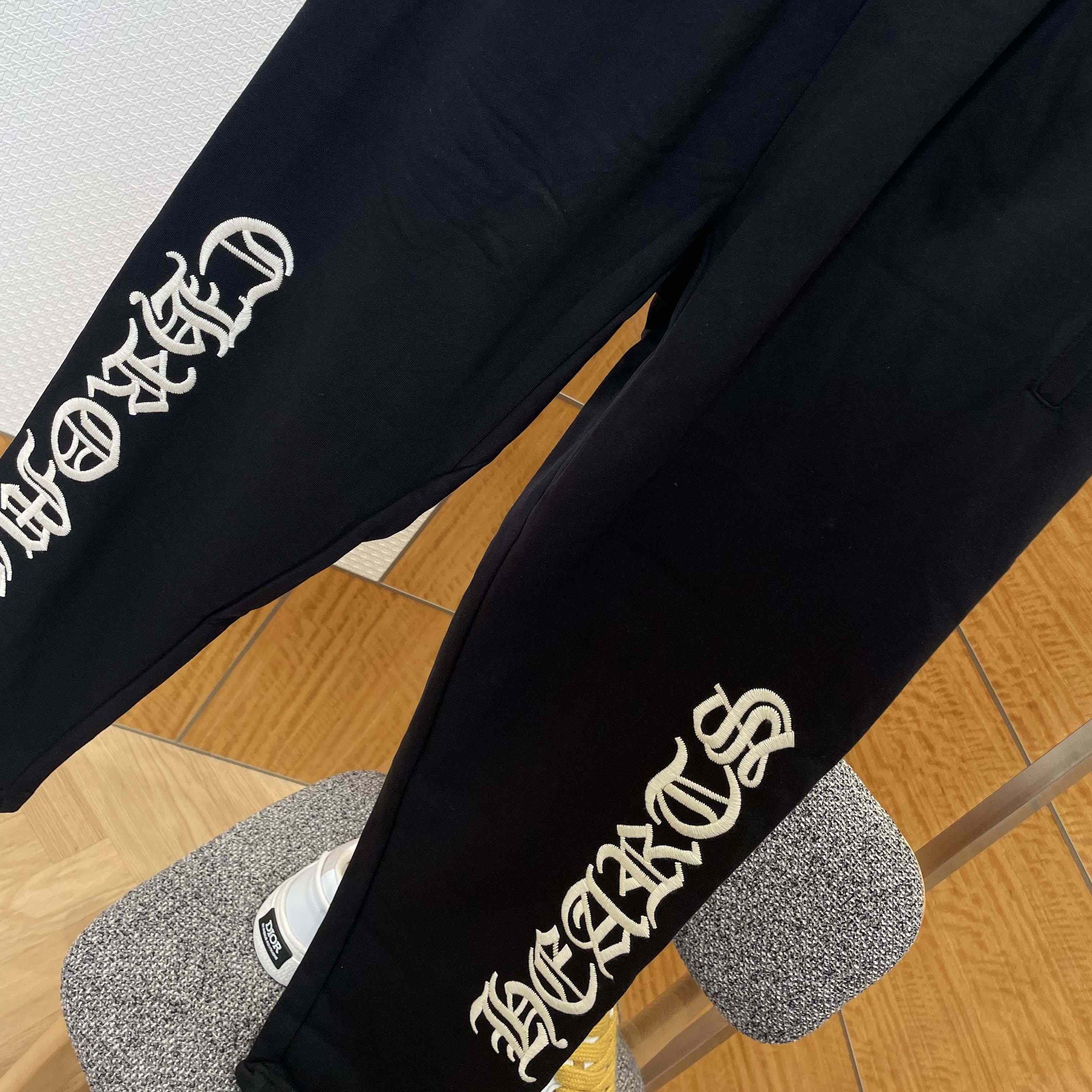 Chrome Hearts Pants - DesignerGu