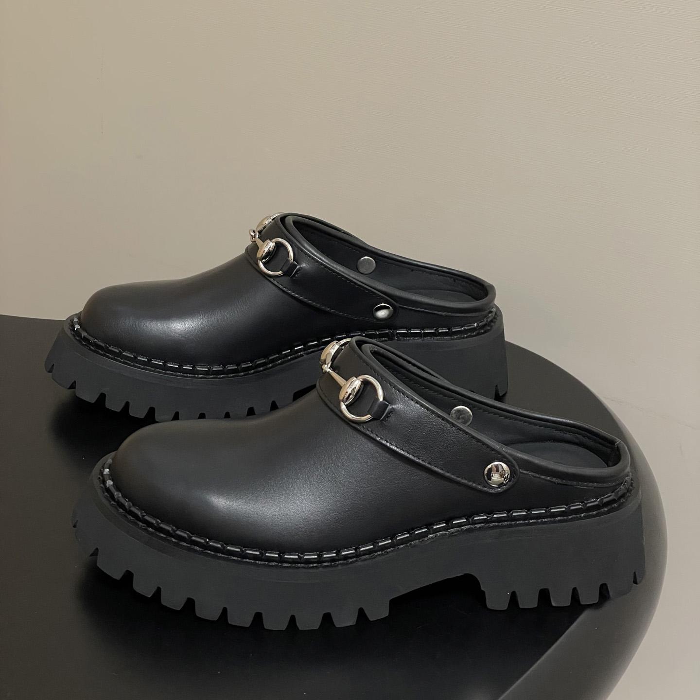 Gucci Women's Mule With Horsebit - DesignerGu