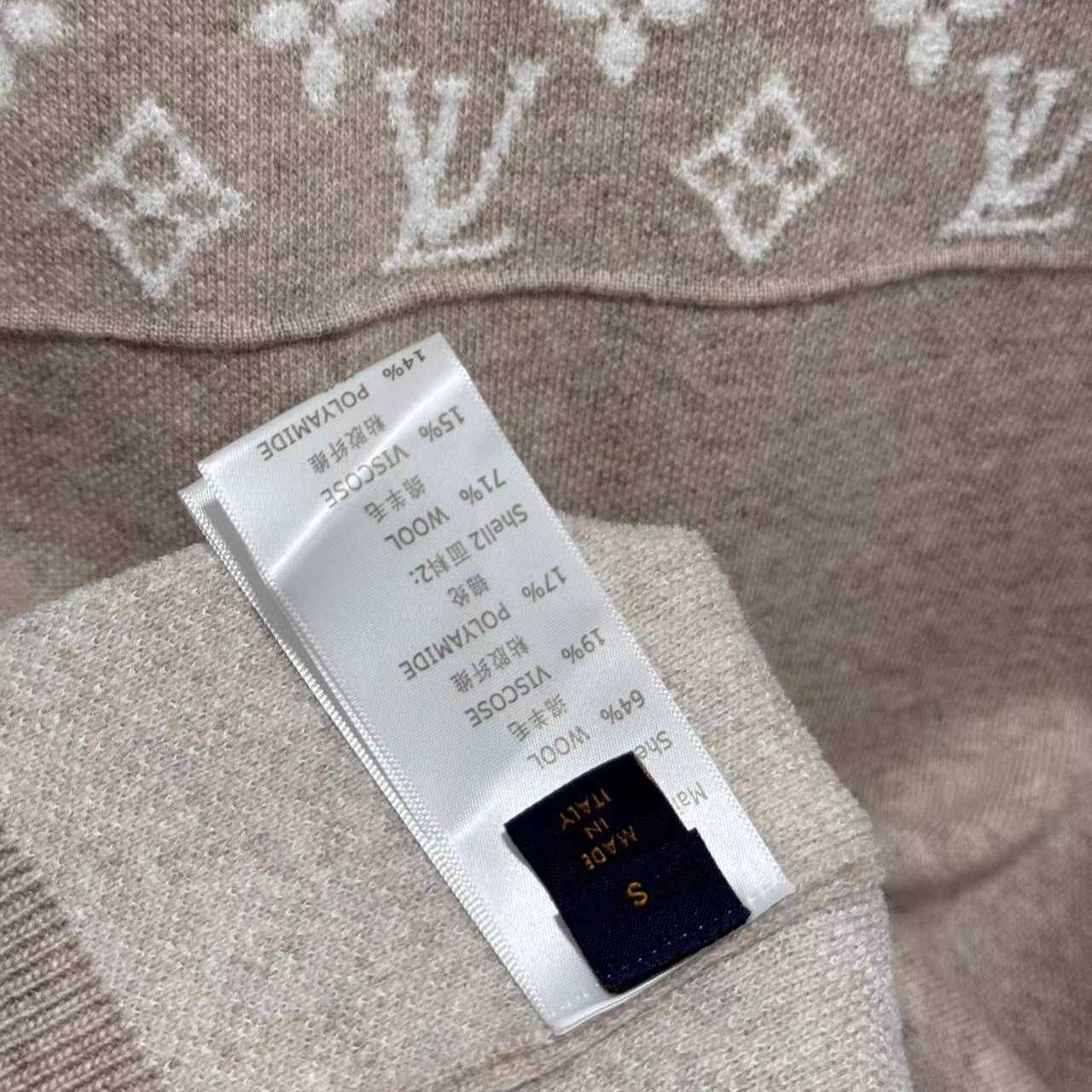 Louis Vuitton Ribbed Wool Half-Zip Pullover   1AJBWI - DesignerGu
