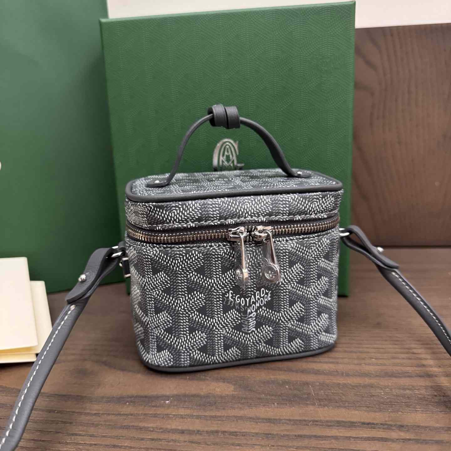 Goyard Muse Nano Vanity - DesignerGu