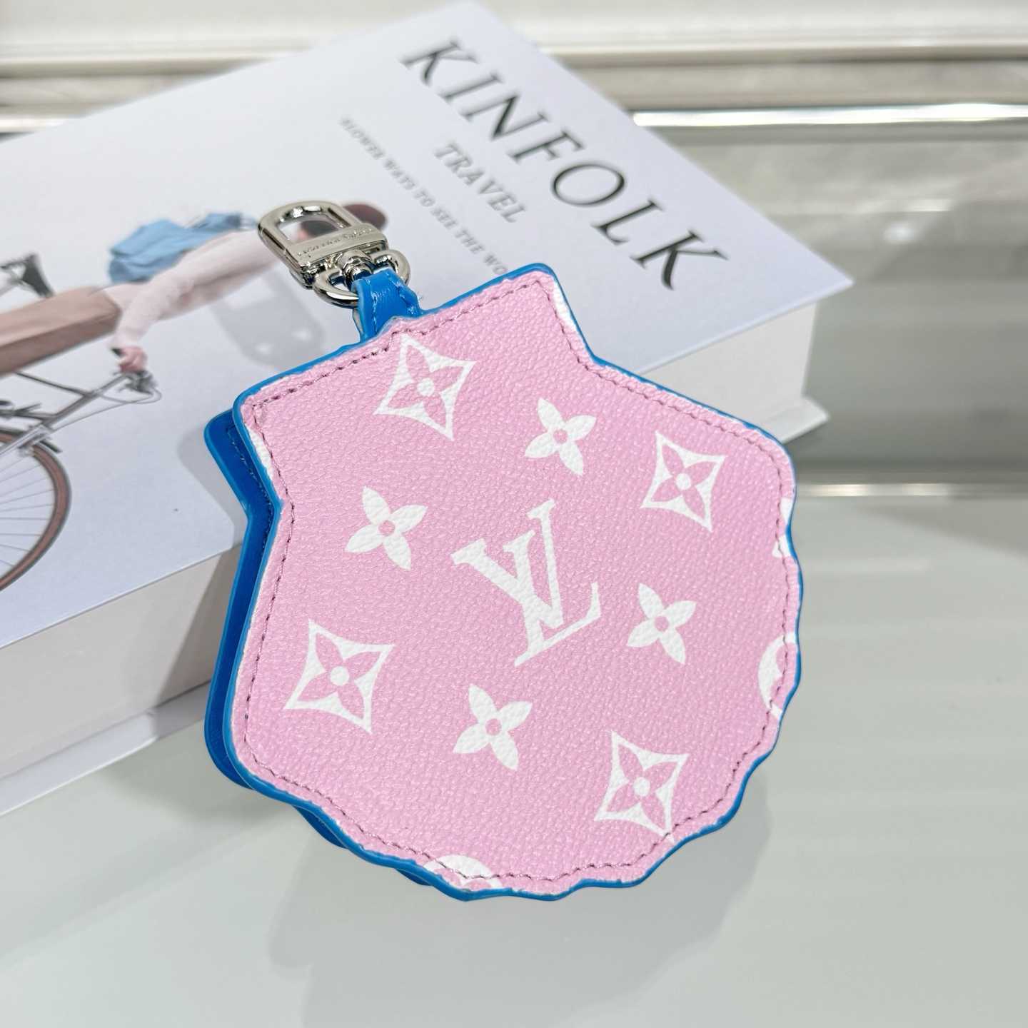 Louis Vuitton LV Shell Bag Charm    - DesignerGu