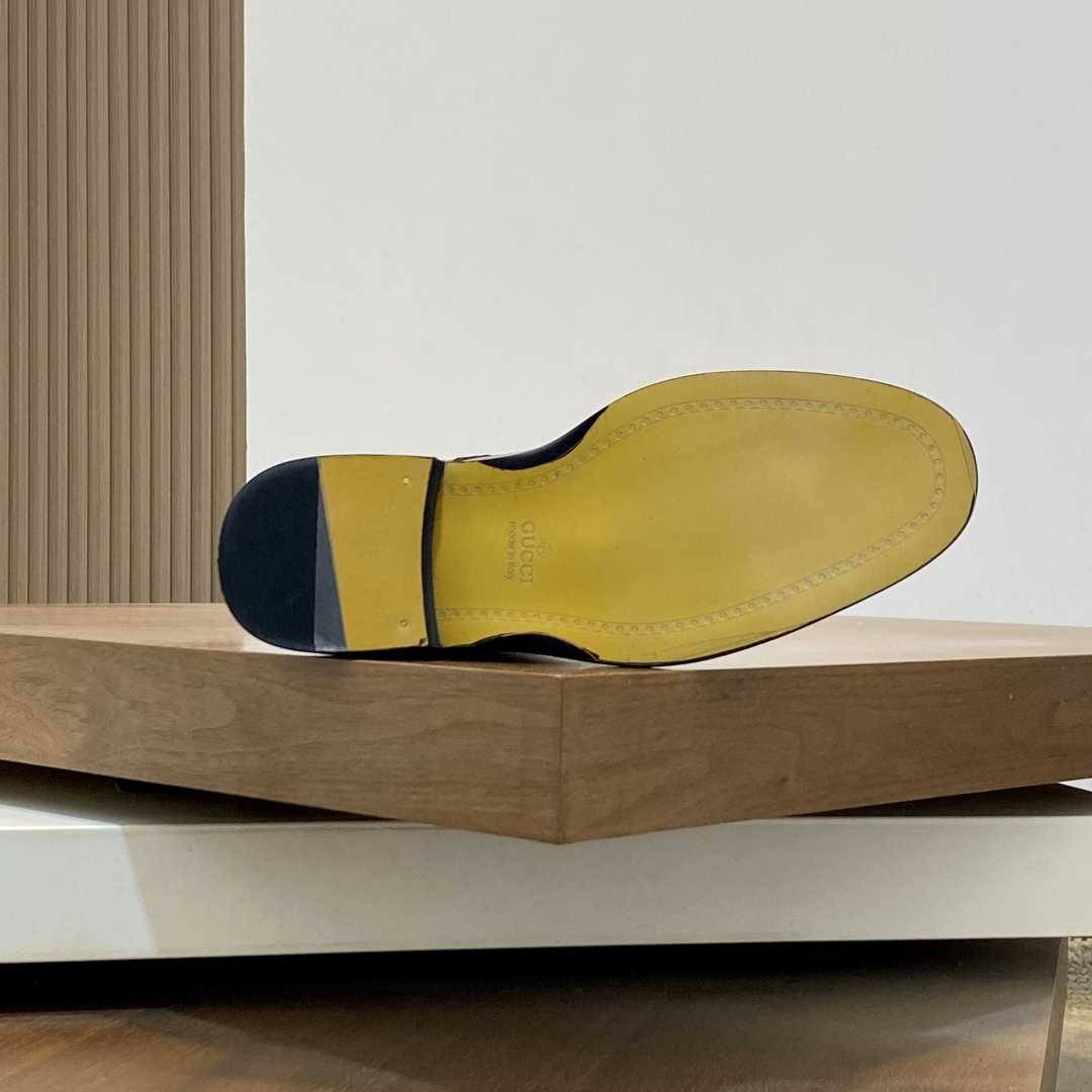 Gucci Men's Leather Lace-Up Boots - DesignerGu