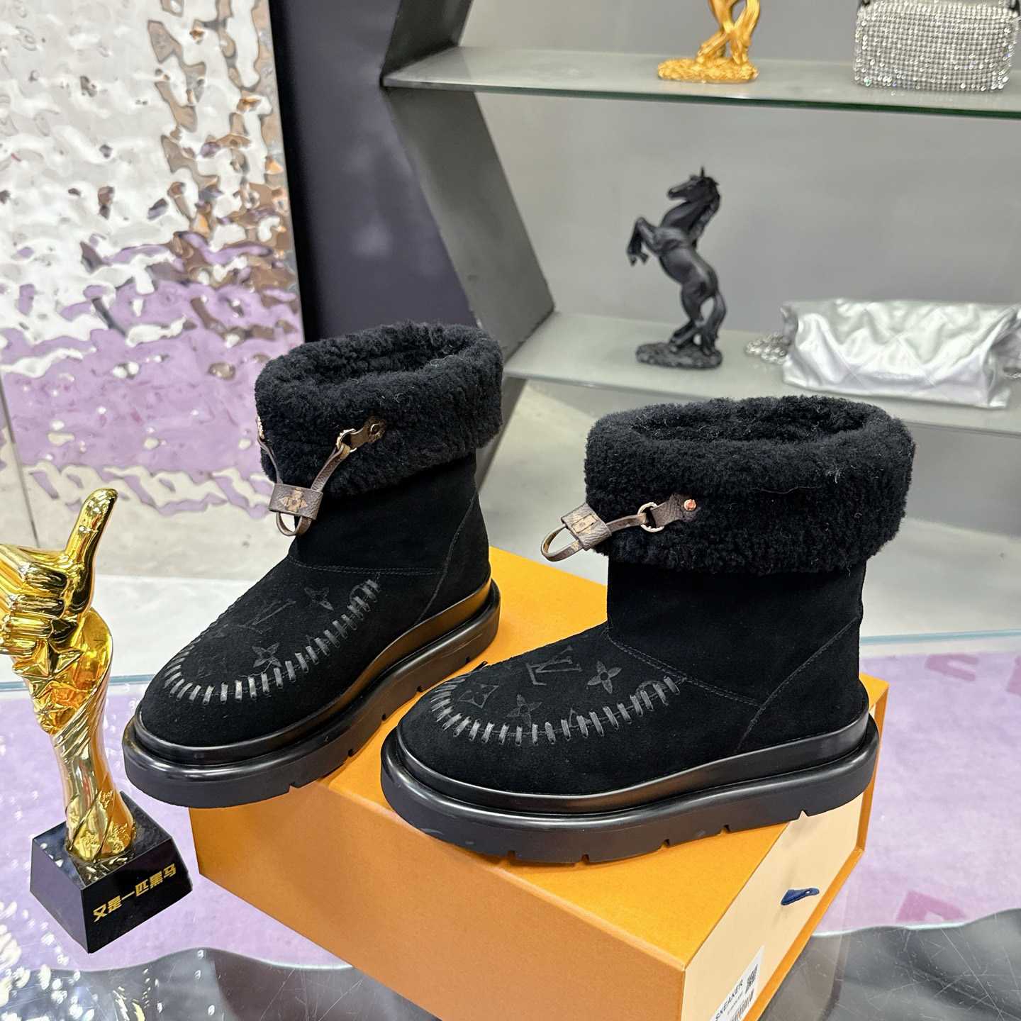 Louis Vuitton Cortina Ankle Boot   1AIUEG - DesignerGu