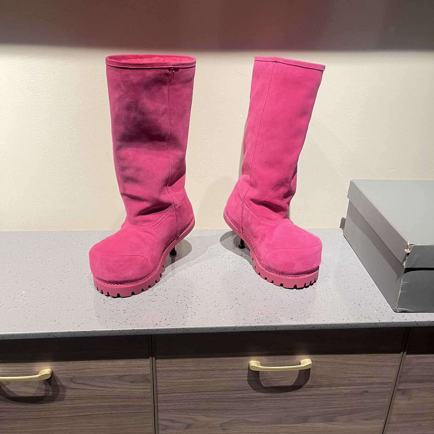 Balenciaga Alaska Fur High Boots - DesignerGu