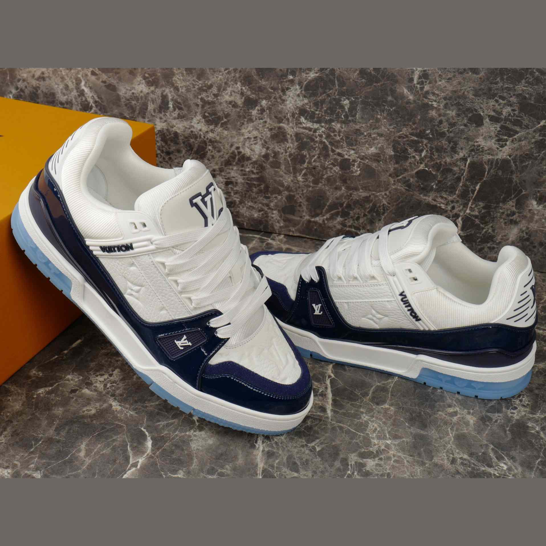 Louis Vuitton LV Trainer Sneaker   1AJ190 - DesignerGu