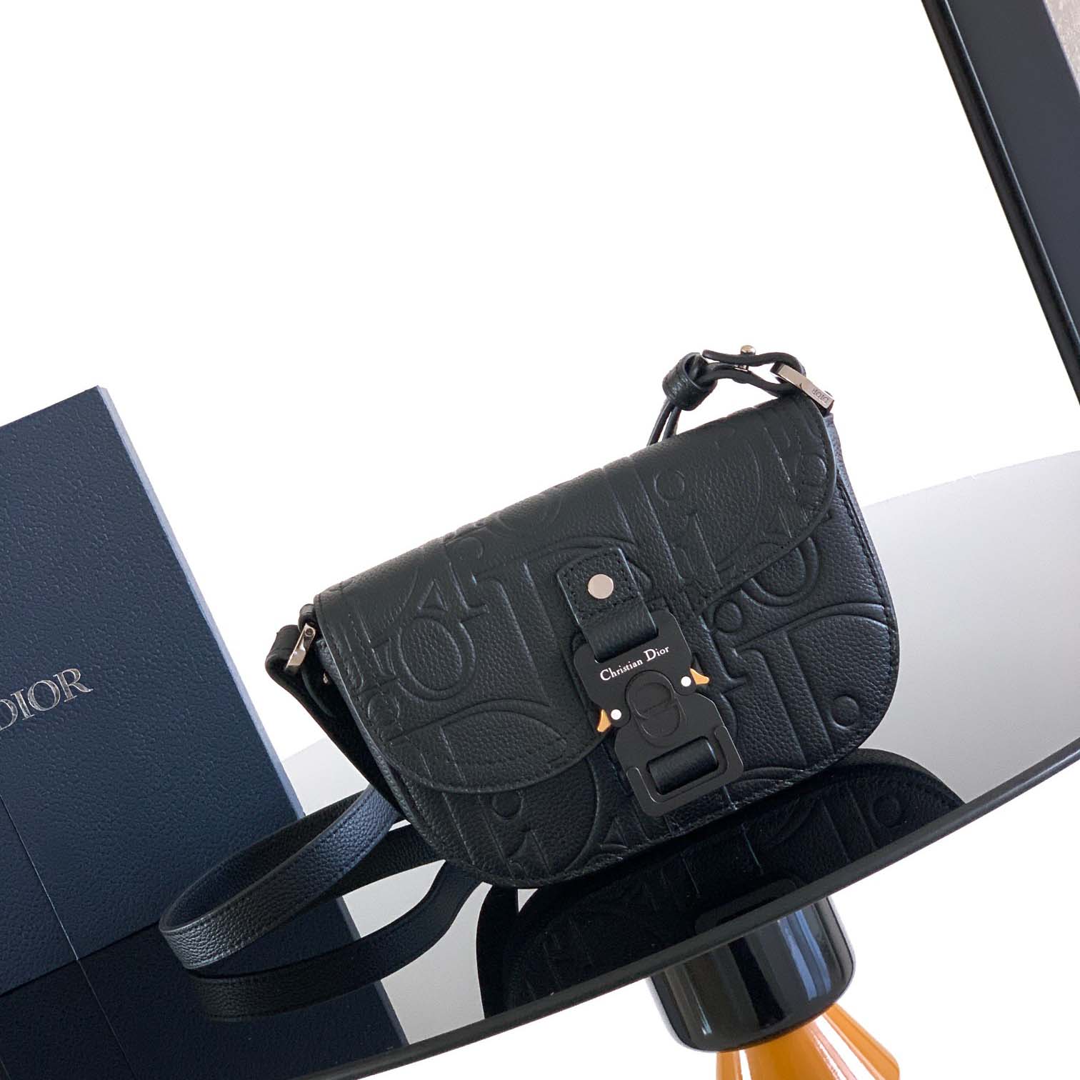 Dior Mini Saddle Messenger Bag With Flap  - DesignerGu