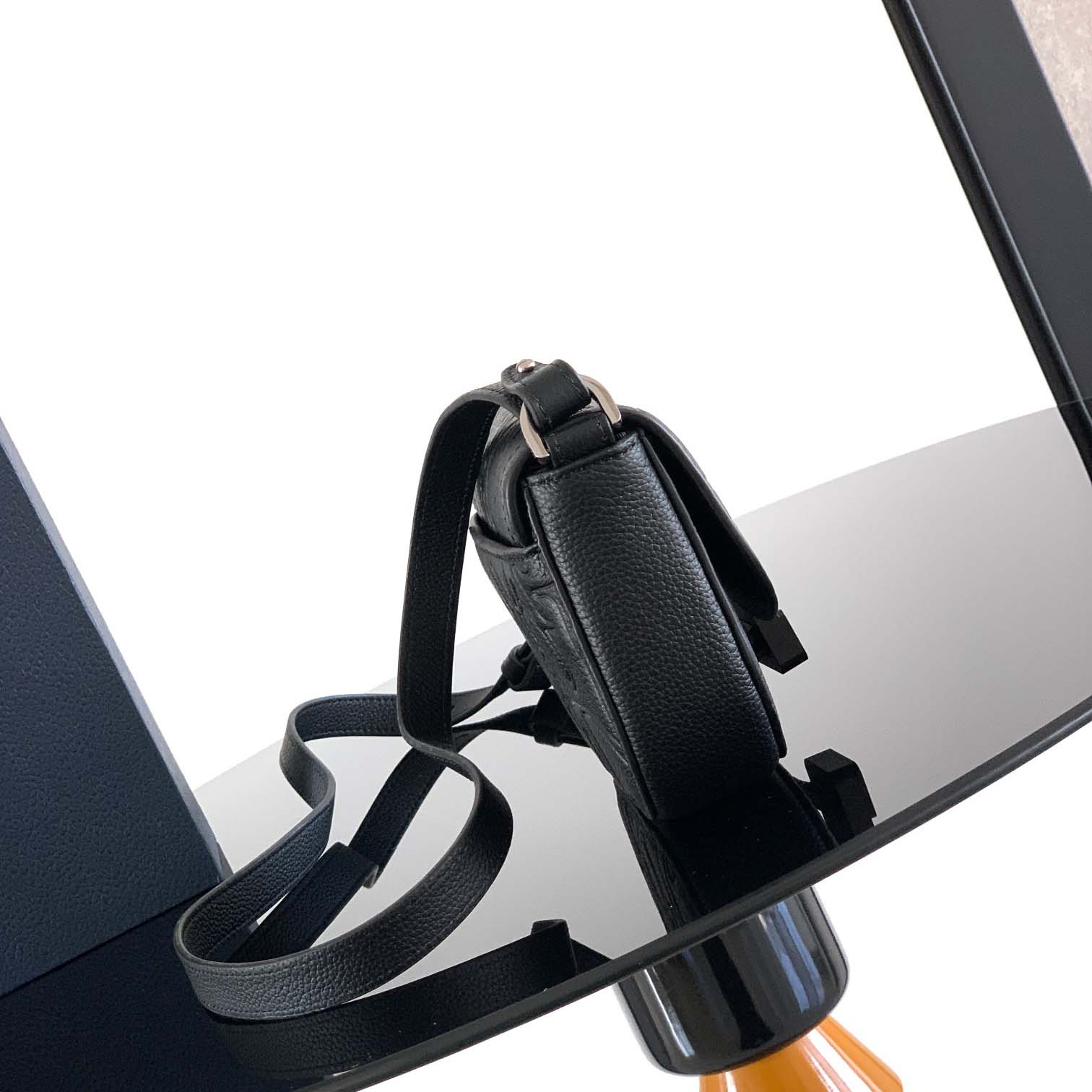 Dior Mini Saddle Messenger Bag With Flap  - DesignerGu